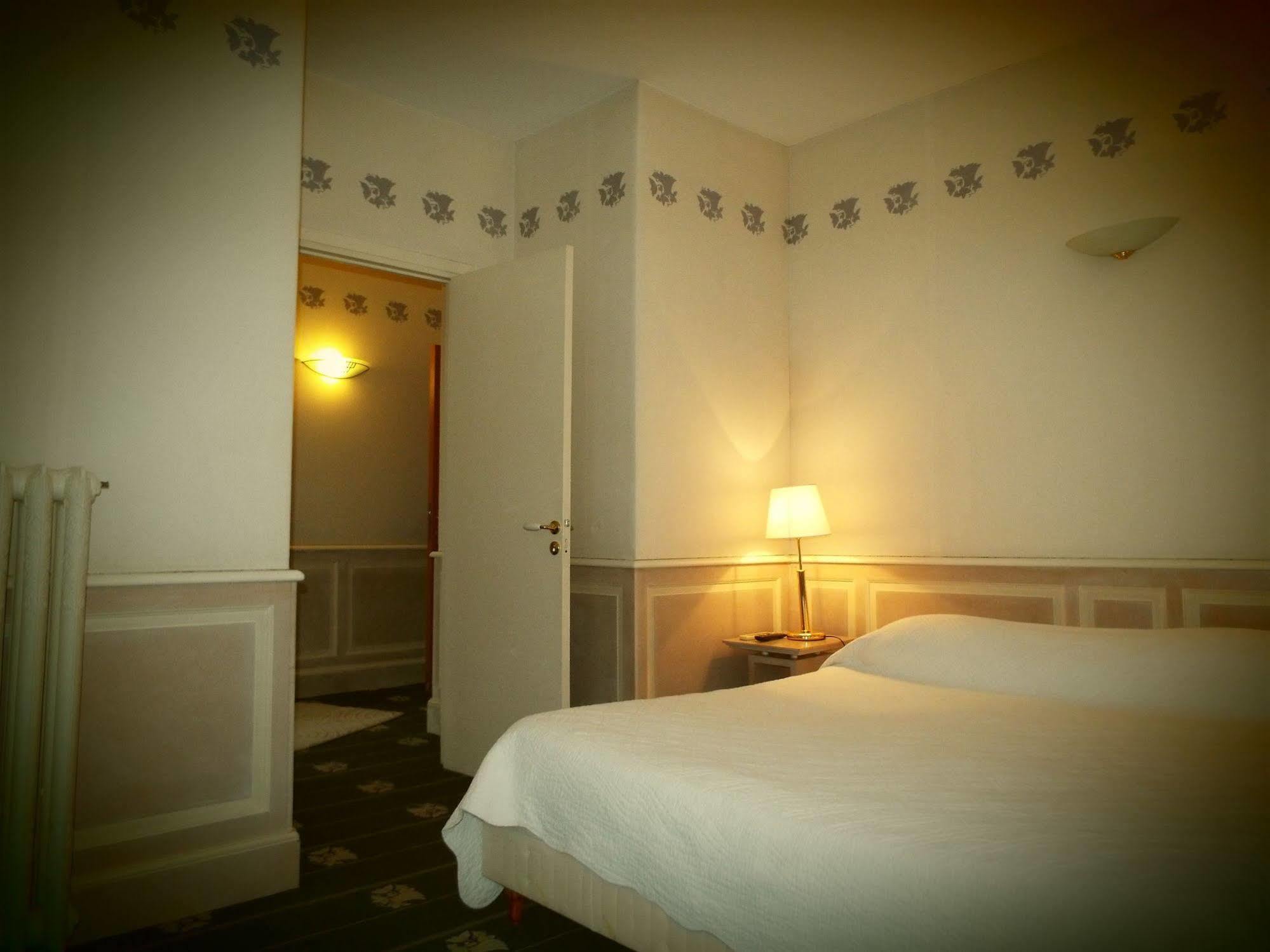 Hotel Terminus Cahors Esterno foto
